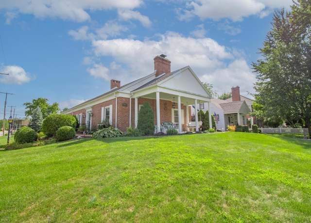Property at 601 W Franklin St, Winchester, IN 47394, 3 beds, 2.5 baths