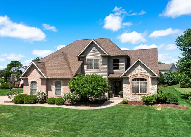 Property at 14433 Sedgwick Dr, Granger, IN 46530, 4 beds, 4 baths