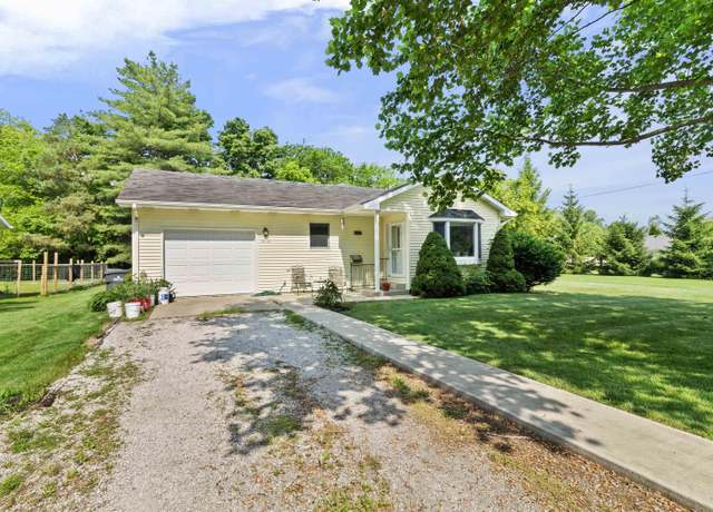 Property at 1416 S Third Ave, Upland, IN 46989, 2 beds, 2 baths