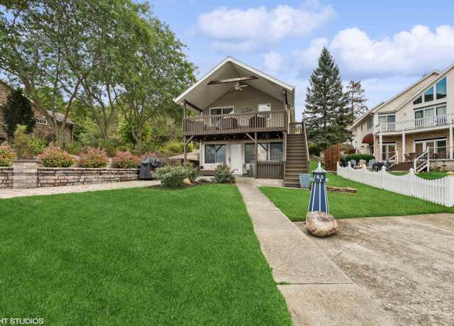 Property at 915 Norine Dr, Rome City, IN 46784, 3 beds, 2 baths