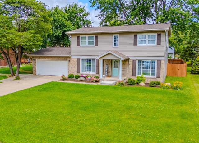 Property at 546 Oxford Dr, Wabash, IN 46992, 4 beds, 2 baths