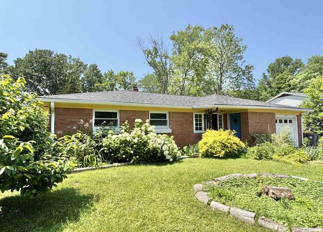 Property at 128 S Park Ridge Rd, Bloomington, IN 47408, 3 beds, 1.5 baths