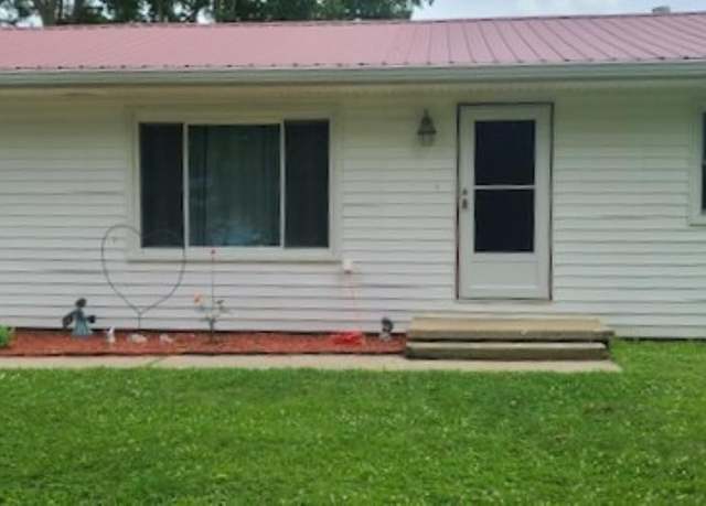 Property at 528 Devonshire Dr, Kokomo, IN 46901, 3 beds, 2 baths