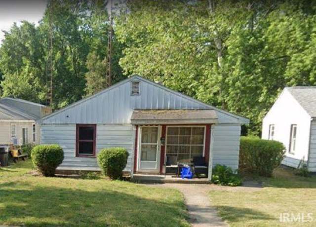 Property at 934 Roosevelt St, South Bend, IN 46616, 3 beds, 1 bath