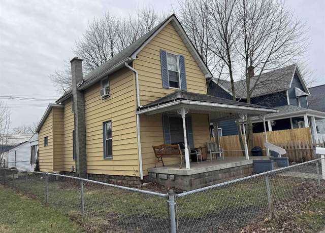 Property at 117 E 8th St, Mishawaka, IN 46544, 3 beds, 1 bath