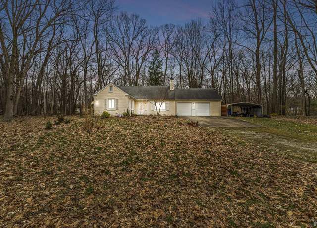 Property at 52420 Laurel Rd, South Bend, IN 46637, 2 beds, 1 bath