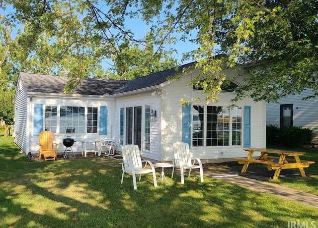 Property at 10358 N Leeland Ln, Syracuse, IN 46567, 3 beds, 1.5 baths
