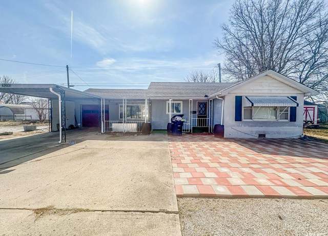 Property at 1303 S D St, Elwood, IN 46036, 2 beds, 1 bath