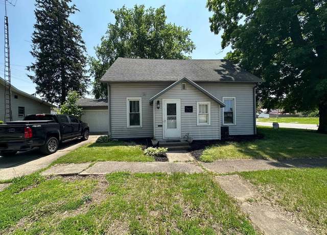 Property at 121 W Spring St, Winamac, IN 46996, 3 beds, 2.5 baths