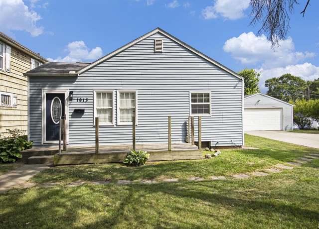 Property at 1913 E Fox St, South Bend, IN 46613, 2 beds, 1 bath
