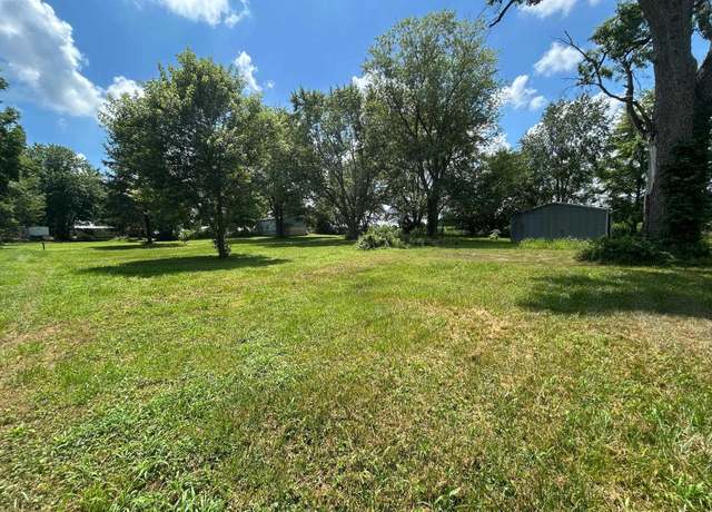 Property at 61 W Geary St, North Manchester, IN 46962
