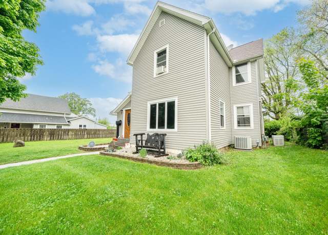 Property at 325 E Marshall St, Marion, IN 46952, 4 beds, 1 bath