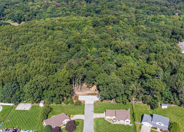 Property at 50931 Birch Dr, South Bend, IN 46628