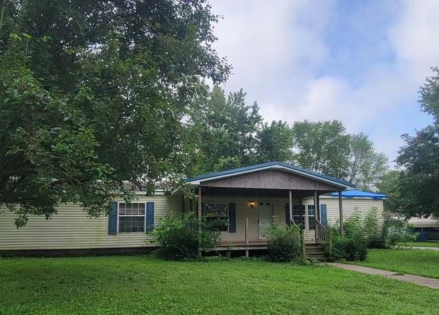 Property at 1207 Meagher St, St. Francisville, IL 62460, 3 beds, 2 baths