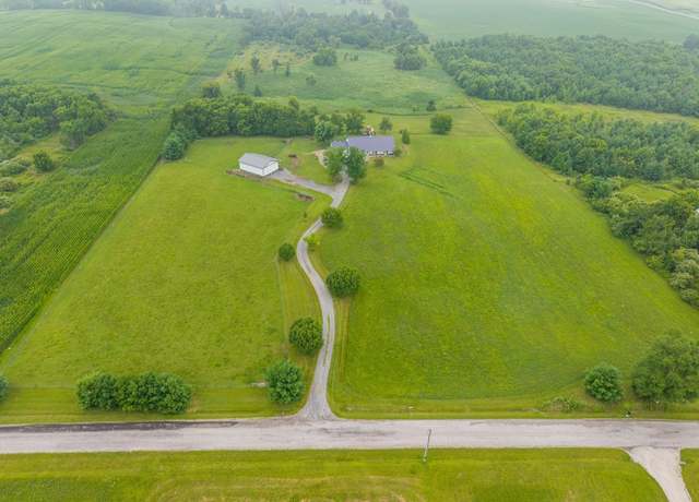 Property at 11661 E 850 N, Kendallville, IN 46755, 4 beds, 2 baths