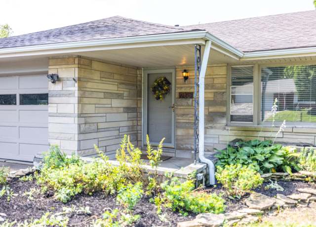Property at 1203 N Riley Rd, Muncie, IN 47304, 3 beds, 1.5 baths