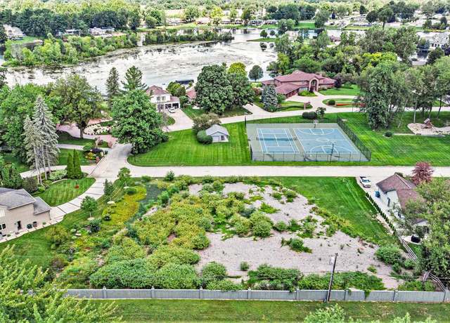 Property at 22252 Heron Cove Ln, Elkhart, IN 46516
