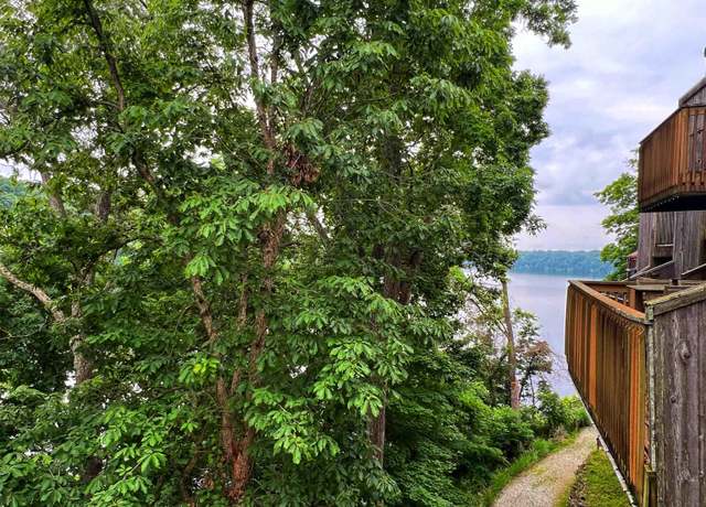 Property at 9369 S Pointe Lasalles Dr, Bloomington, IN 47401, 3 beds, 2.5 baths