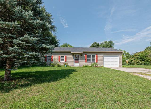 Property at 1829 Nye St, Warsaw, IN 46580, 3 beds, 1 bath