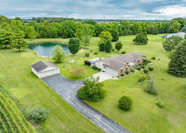 Property at 14802 Illinois Rd, Fort Wayne, IN 46814, 3 beds, 2 baths