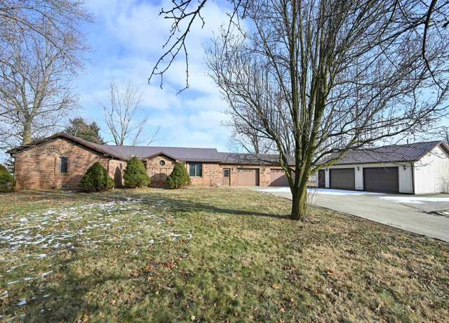 Property at 4796 N 200 East Rd, Kokomo, IN 46901, 3 beds, 3 baths
