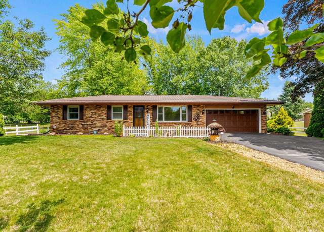 Property at 2801 Sharon St, Winona Lake, IN 46590, 3 beds, 1.5 baths