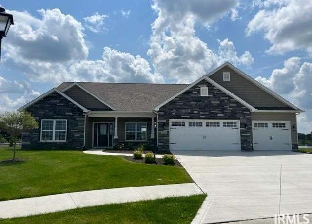 Property at 808 Koehler Pl, Fort Wayne, IN 46818, 4 beds, 3.5 baths