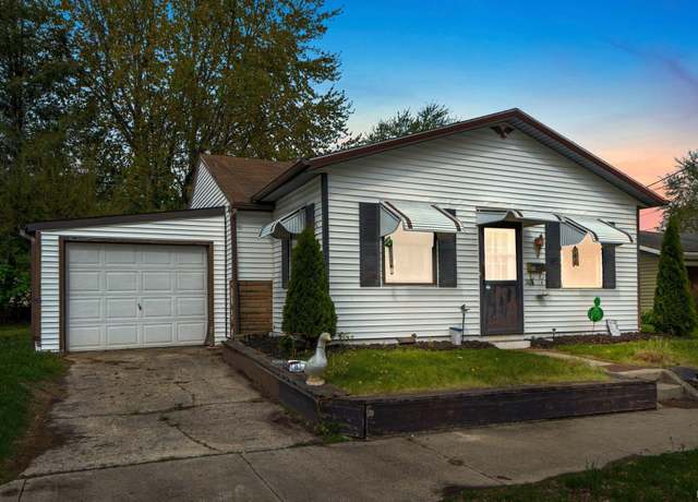 Property at 110 Parker Ave, Kendallville, IN 46755, 2 beds, 1 bath
