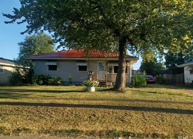 Property at 2404 Pollack Ave, Evansville, IN 47714, 3 beds, 1 bath