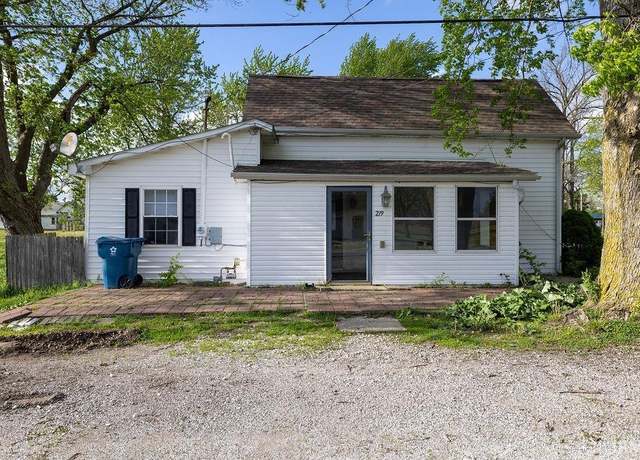 Property at 219 E 1st St, Fowlerton, IN 46930, 3 beds, 1 bath
