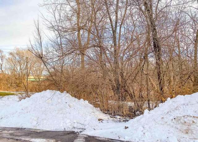 Property at 53468 Old Woodbridge Ct, South Bend, IN 46637