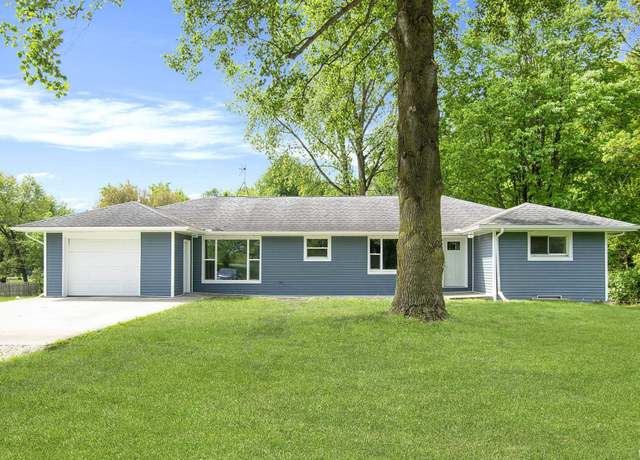 Property at 10974 County Road 10, Middlebury, IN 46540, 6 beds, 3.5 baths