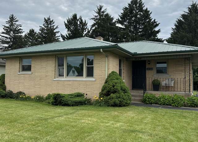 Property at 327 W 16th St, Mishawaka, IN 46544, 3 beds, 1 bath