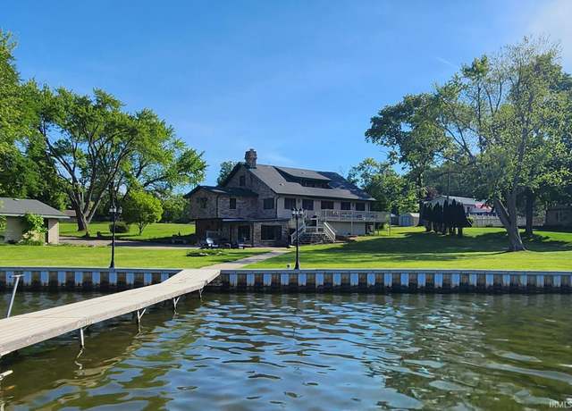 Property at 20973 N Lake Dr, Walkerton, IN 46574, 5 beds, 3.5 baths