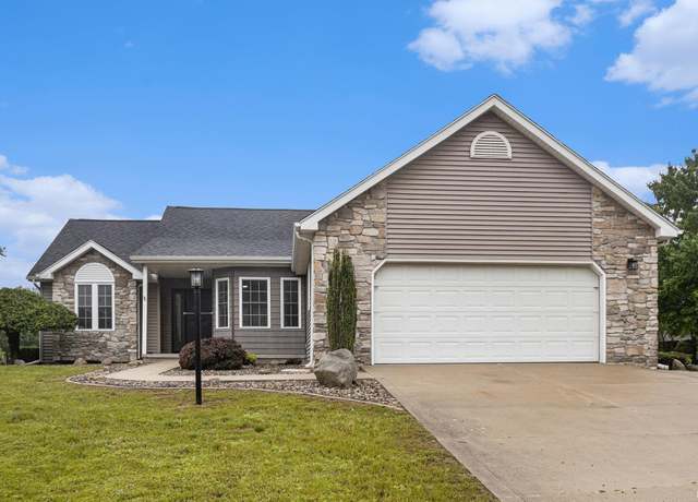Property at 29549 Wild Cherry Ln, Elkhart, IN 46516, 4 beds, 3 baths