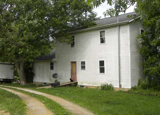 Property at 8207 Lehman Rd, Worthington, IN 47471, 6 beds, 2 baths