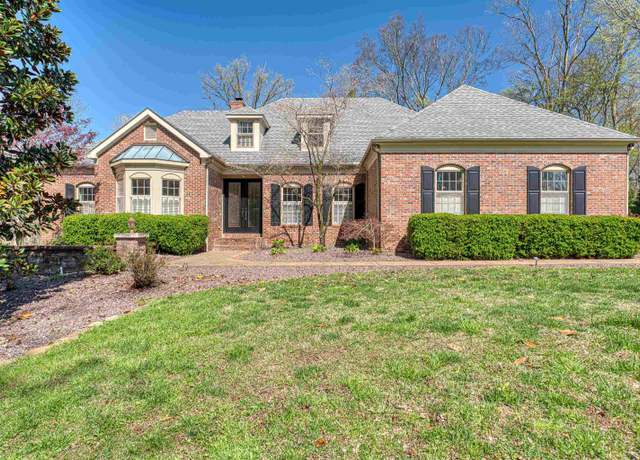 Property at 5644 Cliftmeere Dr, Newburgh, IN 47630, 4 beds, 4 baths