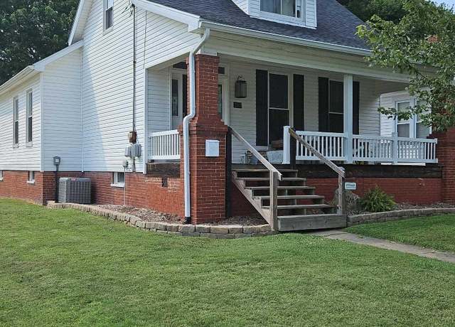 Property at 202 N Van Buren St, Huntingburg, IN 47542, 3 beds, 2 baths