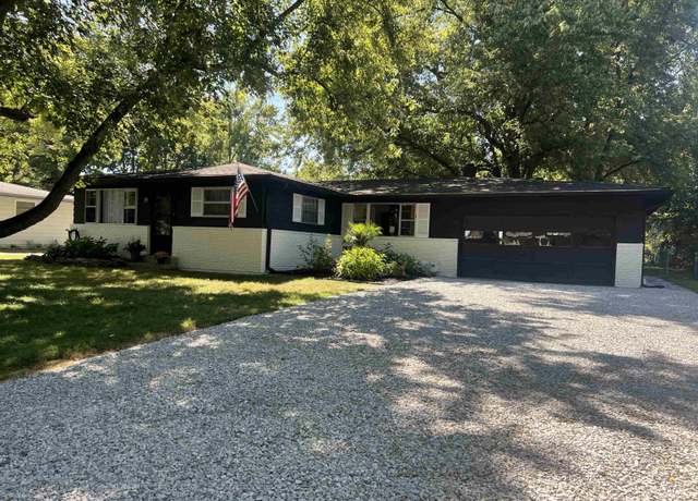 Property at 2915 Parr Dr, Indianapolis, IN 46220, 4 beds, 1.5 baths