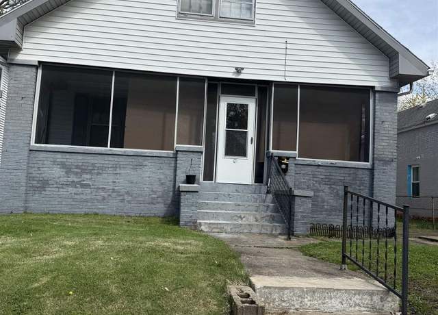 Property at 1422 S Elliott St, Evansville, IN 47713, 5 beds, 2 baths