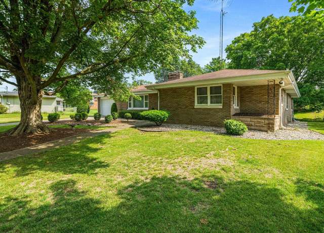 Property at 1821 Campeau St, South Bend, IN 46617, 3 beds, 2.5 baths