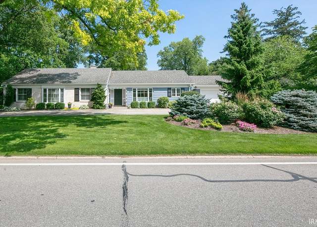 Property at 5 St. Joseph Mnr, Elkhart, IN 46516, 3 beds, 2.5 baths