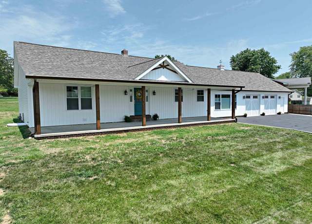 Property at 1412 E National Hwy, Washington, IN 47501, 4 beds, 3.5 baths