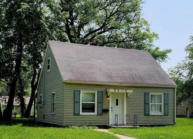 Property at 3213 Robinwood Dr, Fort Wayne, IN 46806, 3 beds, 1 bath