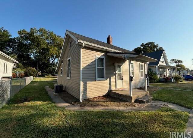 Property at 818 Upper 11th St #2, Vincennes, IN 47591, 2 beds, 2 baths
