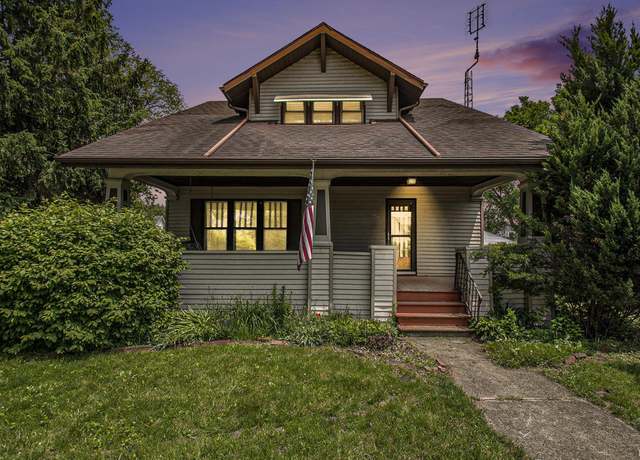 Property at 419 S First St, Pierceton, IN 46562, 4 beds, 1.5 baths