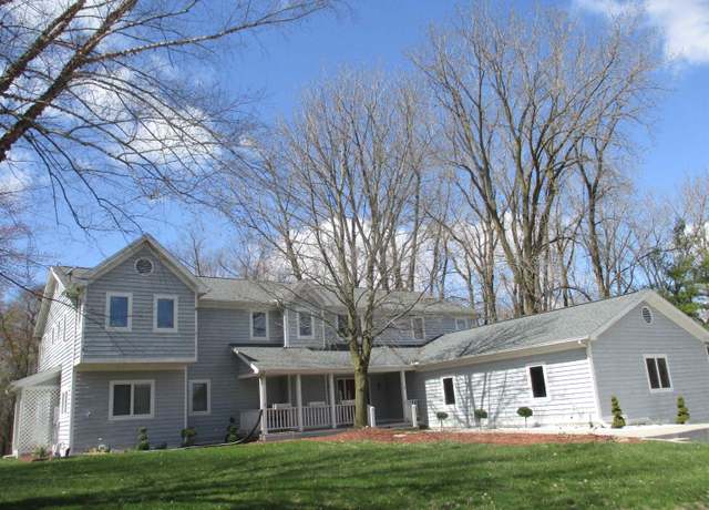 Property at 59181 High Pointe Dr, South Bend, IN 46614, 6 beds, 5.5 baths