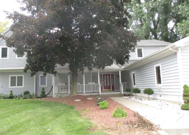 Property at 59181 High Pointe Dr, South Bend, IN 46614, 6 beds, 5.5 baths