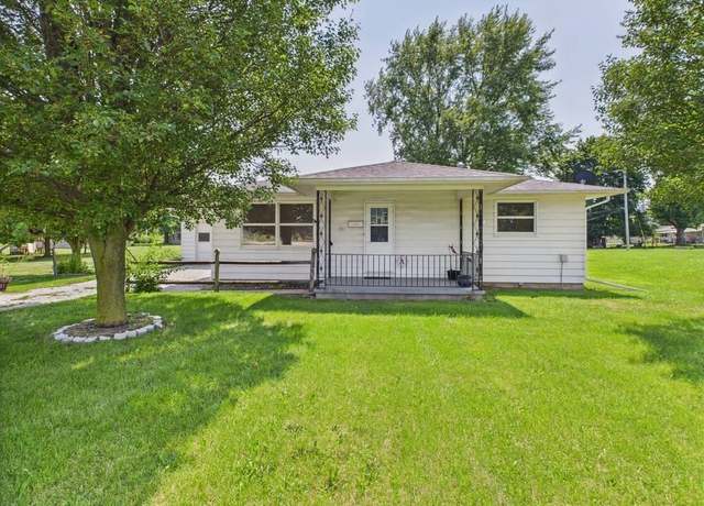 Property at 106 Carroll Rd, South Whitley, IN 46787, 2 beds, 1 bath