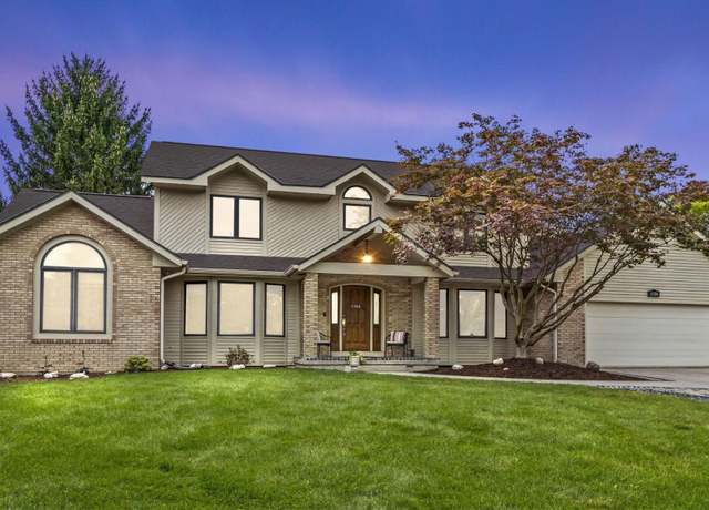 Property at 1304 Ardsley Ct, Fort Wayne, IN 46815, 4 beds, 3.5 baths